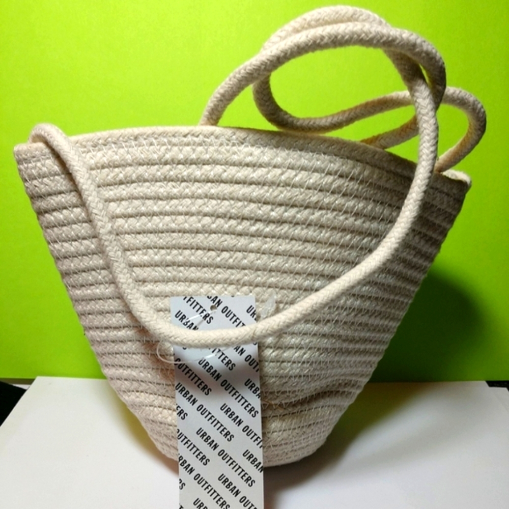 Urban Outfitters Iris Woven Crossbody Bag NWT